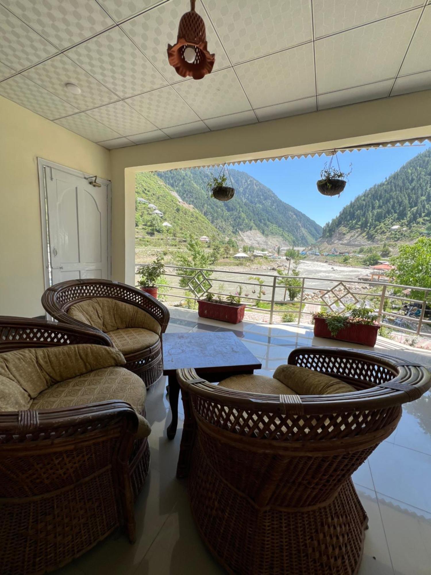 Parhena Cottages Bella Naran Ngoại thất bức ảnh